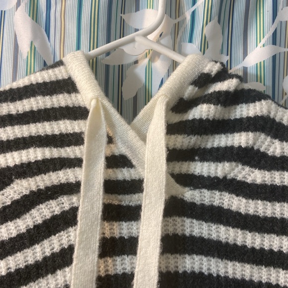 Gap Striped Pullover Hoodie Sweater Size Small - Picture 2 of 7